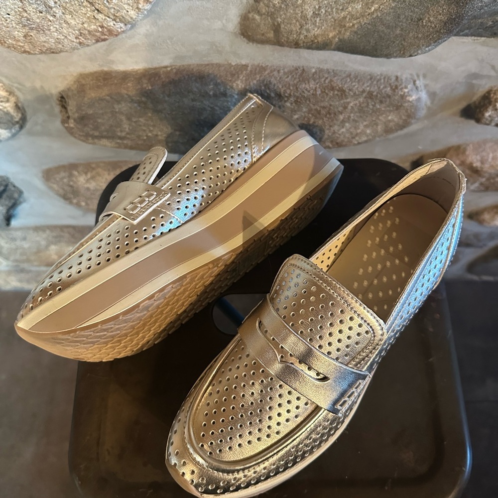 DV by Dolce Vita Silver Metallic Platform Penny Loafers